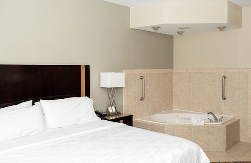 Effingham Hotel | Holiday Inn Effingham by IHG