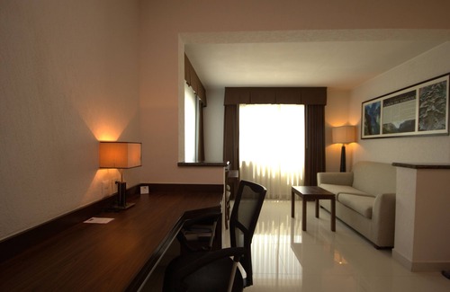 Tuxtla Gutierrez Hotel | Holiday Inn Express Tuxtla Gutierrez La Marimba by IHG
