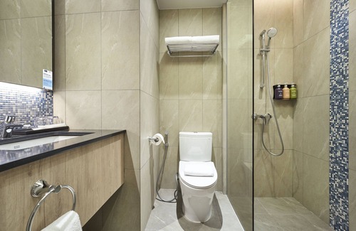 Balestier Road Hotel | Holiday Inn Express and Suites Singapore Novena by IHG
