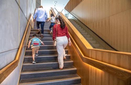Auckland Central Business District Hotel | Holiday Inn Express Auckland City Centre by IHG