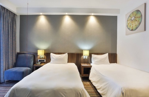 Umhlanga Ridge Hotel | Holiday Inn Express Durban - Umhlanga by IHG