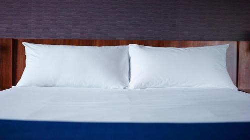 Glenrothes Hotel | Holiday Inn Express Glenrothes by IHG