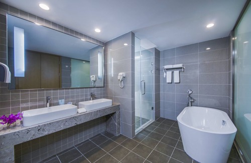 Pingba County Hotel | Holiday Inn Express Guian Yungu by IHG