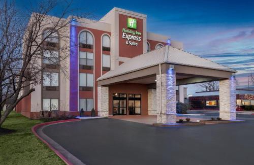 Bentonville Hotel | Holiday Inn Express Hotel & Suites Bentonville by IHG