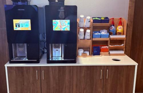 Alice Hotel | Holiday Inn Express Hotel and Suites Alice by IHG