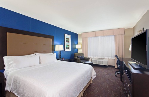 New Tacoma Hotel | Holiday Inn Express Hotel & Suites Tacoma Downtown, an IHG Hotel