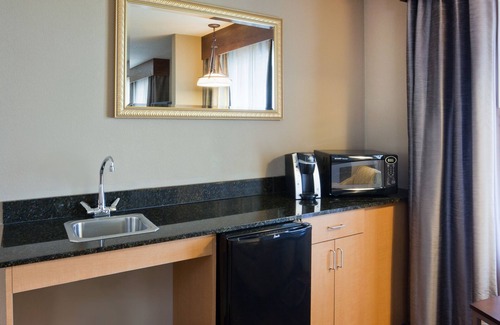 Brainerd Hotel | Holiday Inn Express Hotel & Suites Brainerd-Baxter by IHG