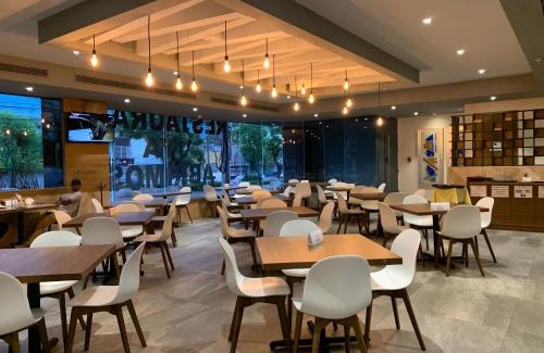Downtown Mexico City Hotel | Holiday Inn Express - Mexico Basilica by IHG