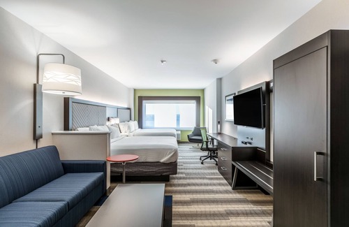Jersey City Hotel | Holiday Inn Express & Suites Jersey City North - Hoboken by IHG