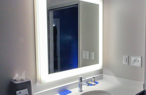 Springfield Hotel | Holiday Inn Express & Suites Nashville North - Springfield by IHG