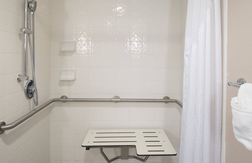 Spokane Hotel | Holiday Inn Express Spokane Airport by IHG