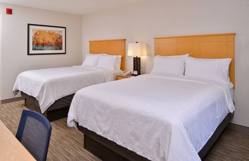 Stockton Hotel | Holiday Inn Express Stockton Southeast by IHG