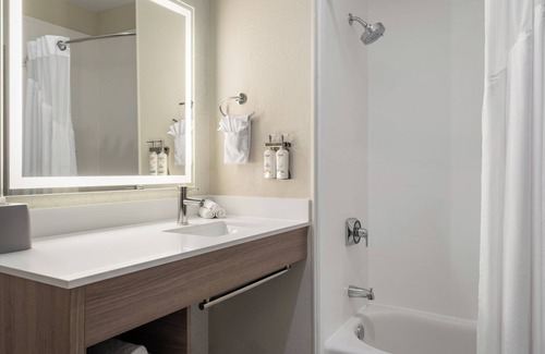 American Fork Hotel | Holiday Inn Express & Suites American Fork - North Provo by IHG