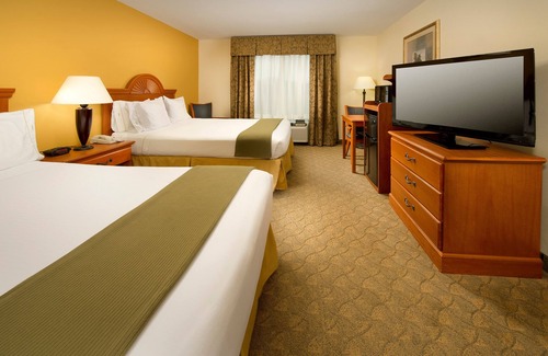 Lenoir City Hotel | Holiday Inn Express & Suites Lenoir Cty by IHG