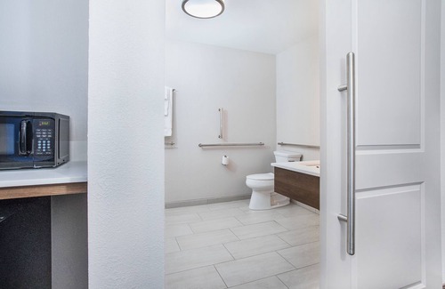 Versailles Hotel | Holiday Inn Express & Suites Lexington W - Versailles by IHG
