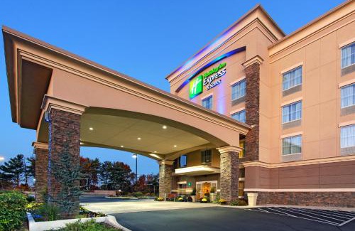 Cookeville Hotel | Holiday Inn Express & Suites Cookeville by IHG