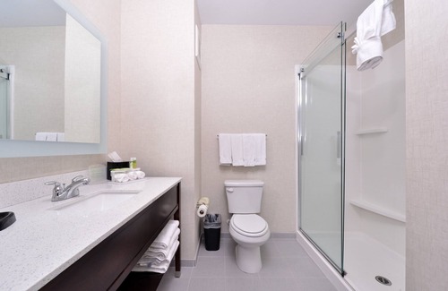 Loma Linda Hotel | Holiday Inn Express & Suites Loma Linda- San Bernardino S by IHG