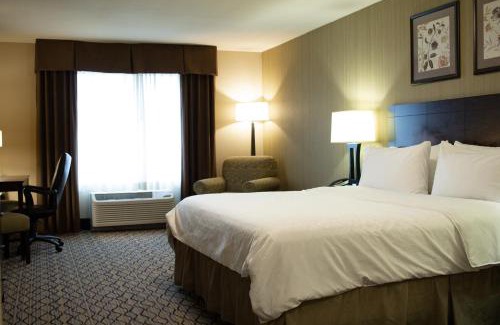 Williston Hotel | Holiday Inn Express & Suites - Williston by IHG