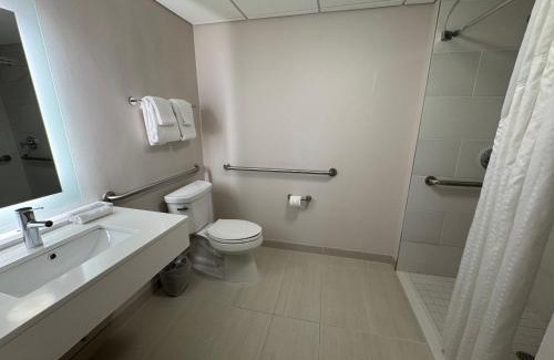 Fairlie-Poplar Historic District Hotel | Holiday Inn Express & Suites - Atlanta Downtown by IHG