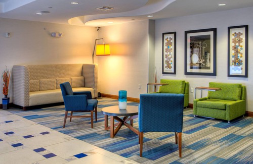 Hutto Hotel | Holiday Inn Express & Suites Austin NE - Hutto by IHG