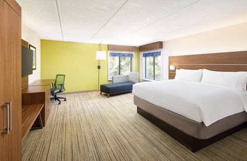 Northlake Hotel | Holiday Inn Express & Suites Atlanta - Tucker Northlake by IHG