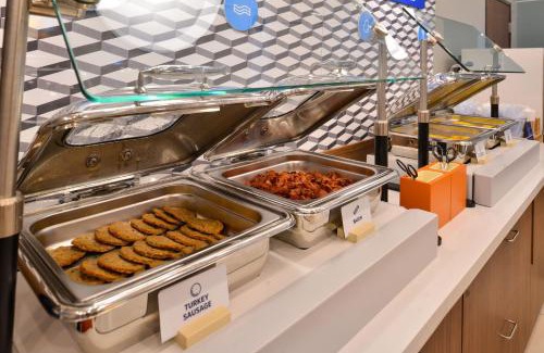Lacey Hotel | Holiday Inn Express & Suites Lacey - Olympia by IHG
