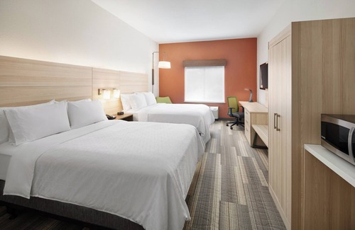 Salem Hotel | Holiday Inn Express & Suites Salem by IHG