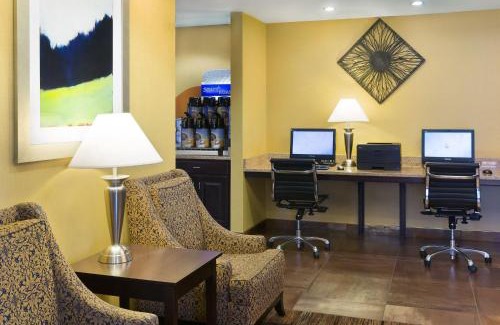 Sandy Hotel | Holiday Inn Express & Suites Sandy - South Salt Lake City by IHG