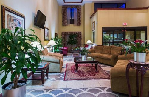 Sebring Hotel | Holiday Inn Express & Suites Sebring by IHG