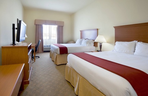 Zapata Hotel | Holiday Inn Express & Suites Zapata by IHG