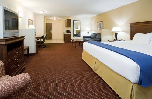 Salt Lake City Hotel | Holiday Inn Express Hotel & Stes Salt Lake City-Airport East by IHG