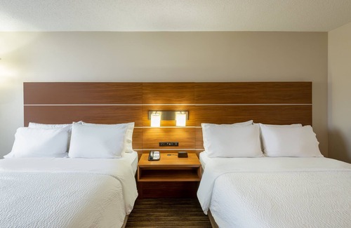 Vermilion Hotel | Holiday Inn Express Vermilion by IHG