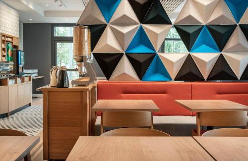 Bailly-Romainvilliers Hotel | Holiday Inn Express - Marne-la-Vallée Val d'Europe by IHG
