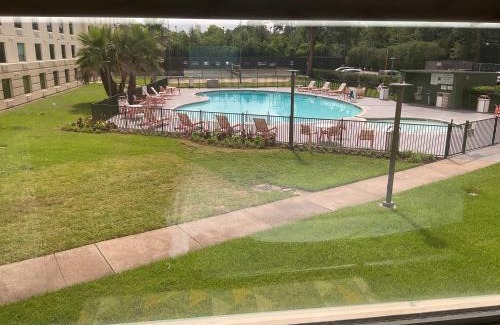 Houston Hotel | Holiday Inn Houston Intercontinental Airport by IHG