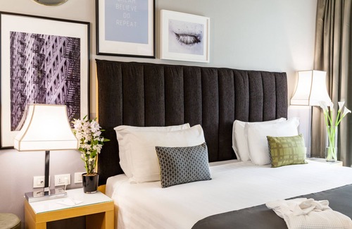 Porta Garibaldi Hotel | Holiday Inn Milan - Garibaldi Station by IHG