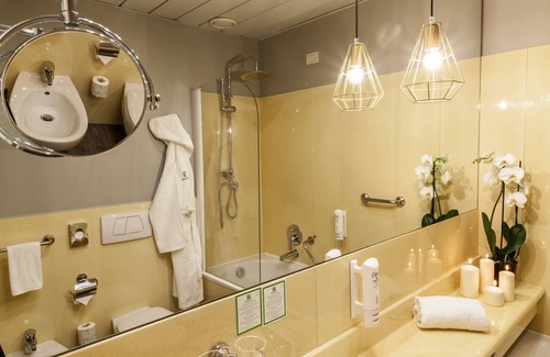 Porta Garibaldi Hotel | Holiday Inn Milan - Garibaldi Station by IHG