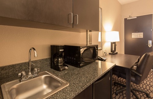 Oklahoma City Hotel | Holiday Inn Oklahoma City North Quail Spgs by IHG