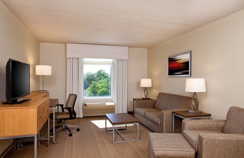 Downtown Little Rock Hotel | Holiday Inn Presidential Little Rock Downtown by IHG