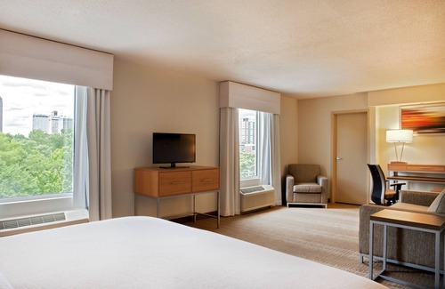 Downtown Little Rock Hotel | Holiday Inn Presidential Little Rock Downtown by IHG