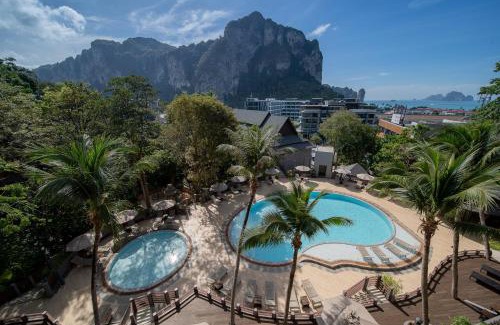 Ao Nang Hotel | Holiday Inn Resort Krabi Ao Nang Beach by IHG