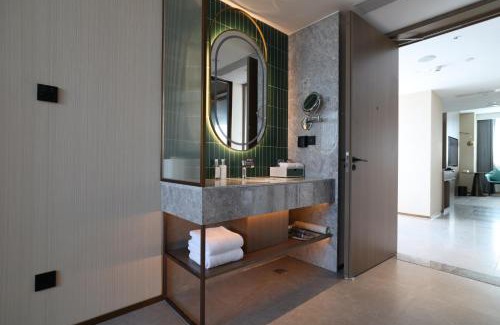 Jing'an Hotel | Holiday Inn Shanghai Jing'an