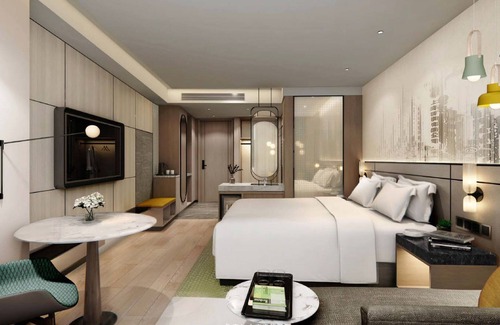 Downtown Shanghai Hotel | Holiday Inn Shanghai Nanjing Road by IHG