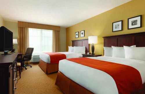 Barstow Hotel | Holiday Inn & Suites - Barstow by IHG