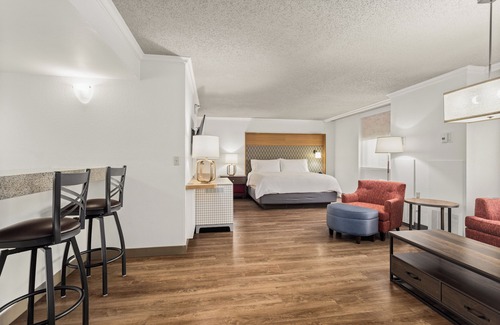 Westshore Hotel | Holiday Inn Tampa Westshore - Airport Area by IHG