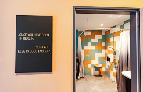 Schoenefeld Hotel | Holiday Inn - the niu, Pax Berlin Airport by IHG