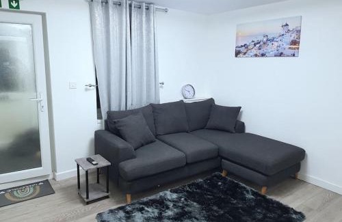 Gillingham House | Holiday Let - Entire modern home in Medway