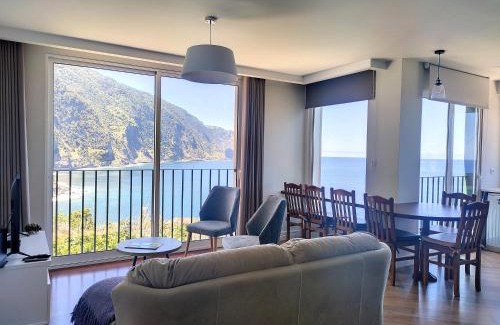 Porto Moniz House | Holiday`s House "Four Generations"