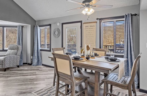 Osage Beach Villa | Holiday Shores 28 - Beautiful Villa with Resort Amenities!