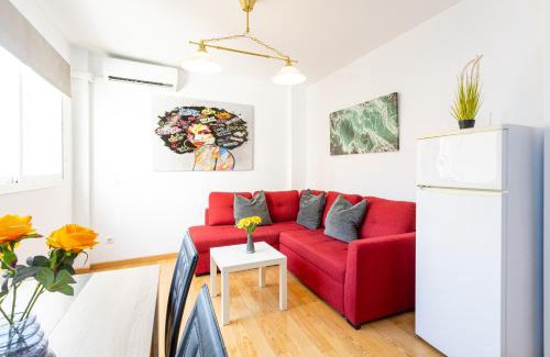 Lagunillas Apartment | Holidays2Malaga Cruz Verde City center with AirCon & WiFi