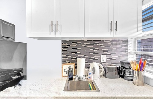 Little Ranches House | Hollywood Large Studio Close to Beach & Casino LB3